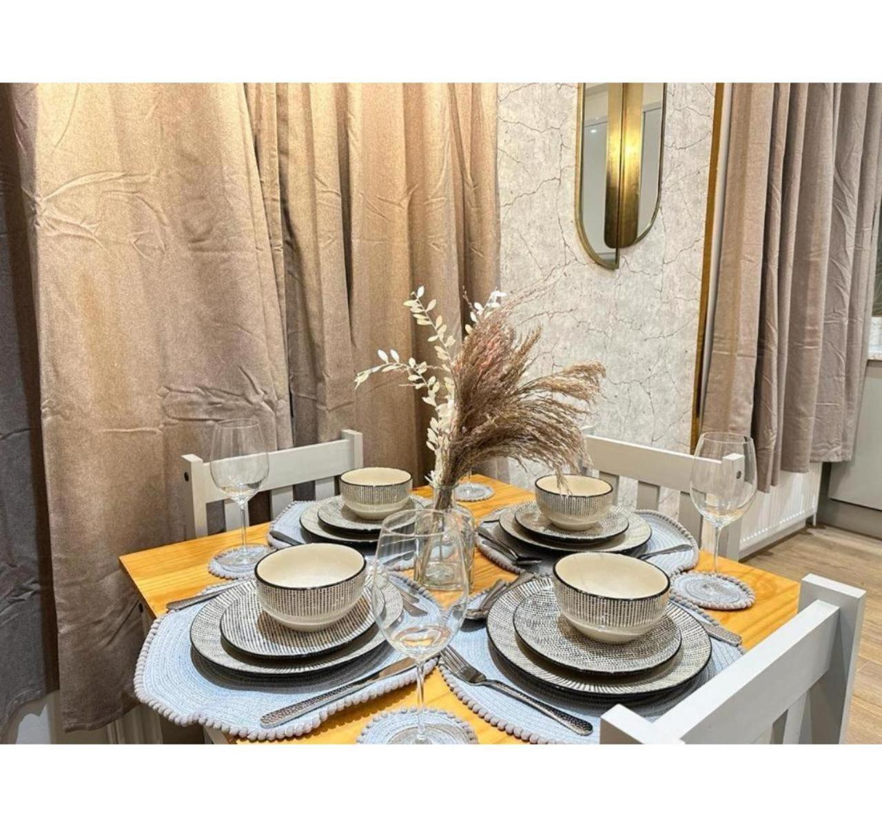 Апартаменты F2- Beautiful 1 Bed Flat Near Edgware Road Station Лондон Экстерьер фото